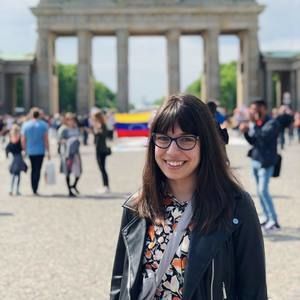 Meet your Posher, Stacy